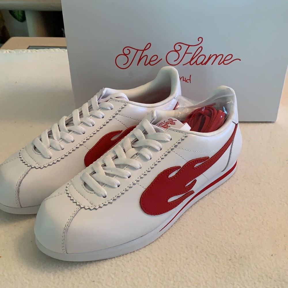 The Flame 4 Hunnid men shoe